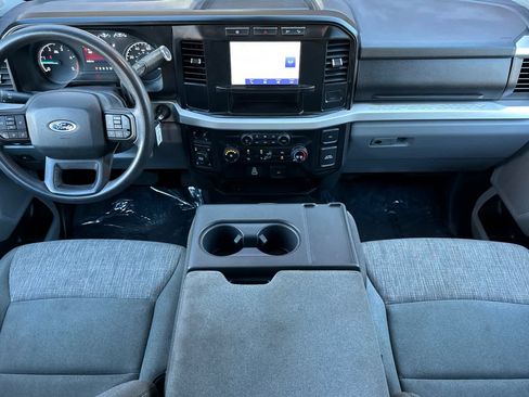 Used 2024 Ford F250 XLT w/ FX4 Off-Road Package image 3