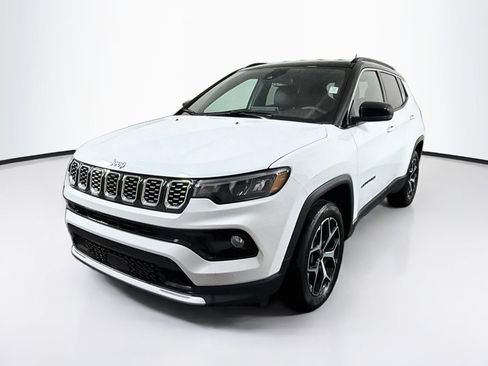 Used 2025 Jeep Compass Limited AWD/4WD image 3
