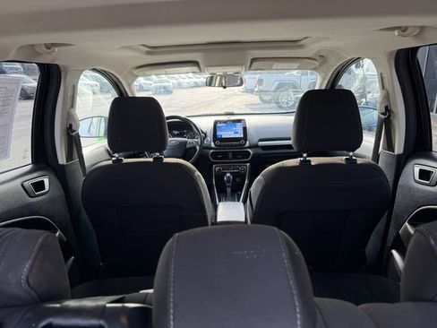Used 2018 Ford EcoSport SE w/ SE Convenience Package image 12