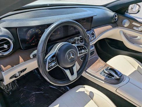 Used 2019 Mercedes-Benz E 300 image 10