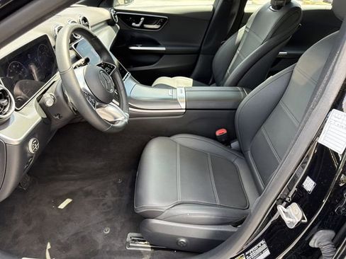 Used 2025 Mercedes-Benz C 300 Sedan image 25