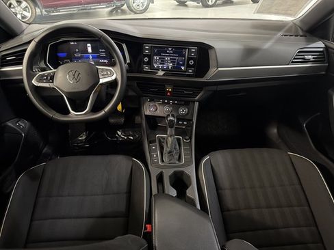 Certified 2022 Volkswagen Jetta Sport FWD image 25