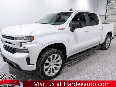 Used 2022 Chevrolet Silverado 1500 RST image 2