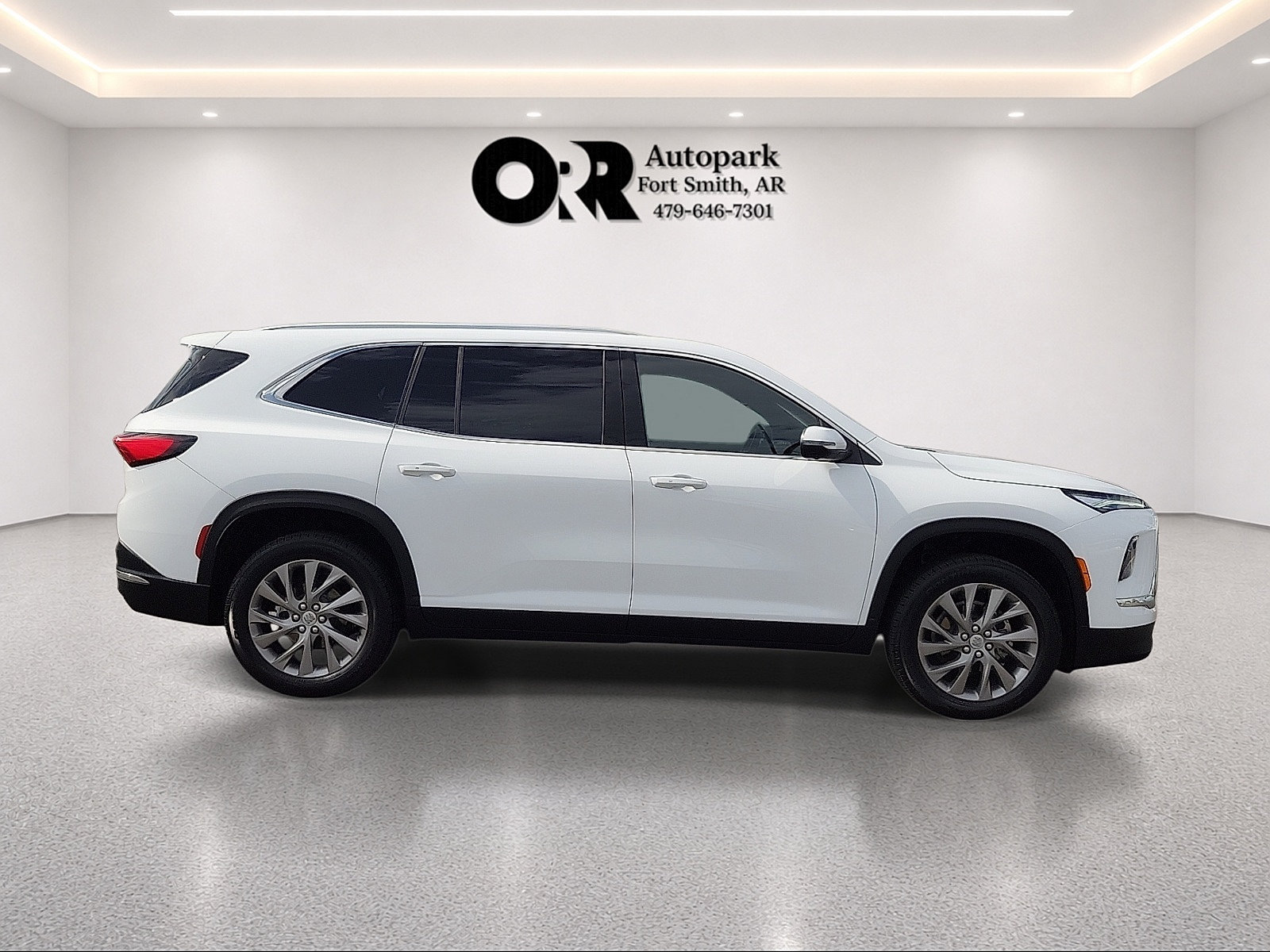Used 2026 Buick Enclave Preferred w/ Power Package FWD image 6