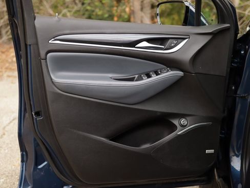 Used 2022 Buick Enclave Essence w/ Experience Buick Package image 24