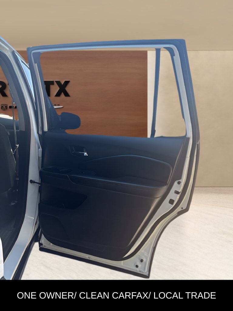 Used 2021 Honda Pilot EX image 19