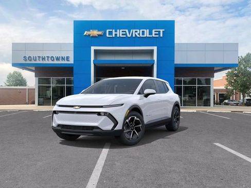 New 2026 Chevrolet Equinox EV LT FWD image 8