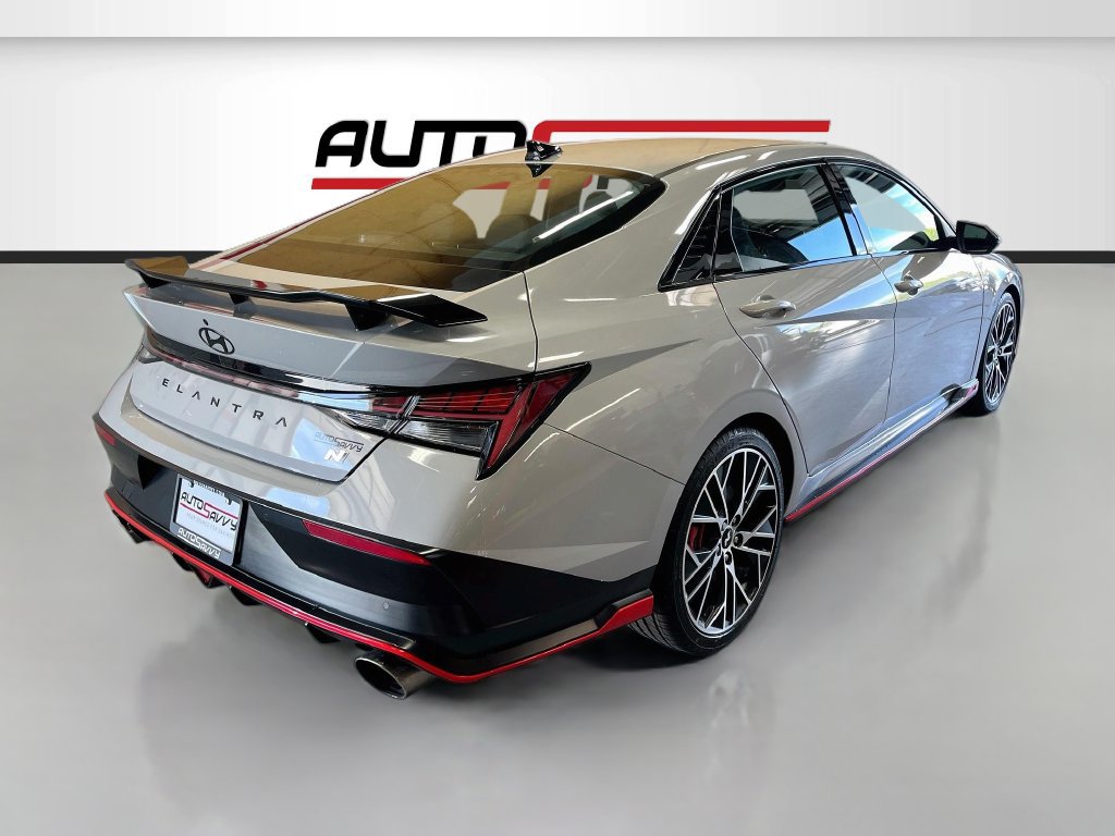 Used 2025 Hyundai Elantra N FWD image 7
