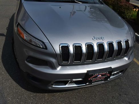Used 2018 Jeep Cherokee Limited AWD/4WD image 64