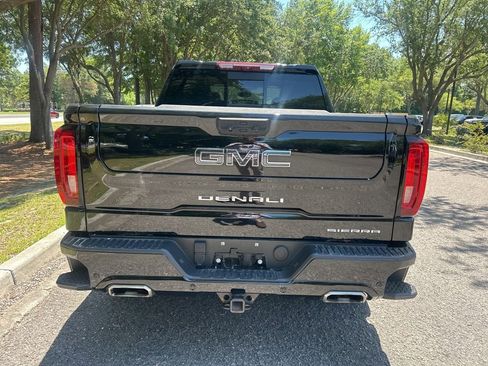 Used 2024 GMC Sierra 1500 Denali Ultimate AWD/4WD image 7