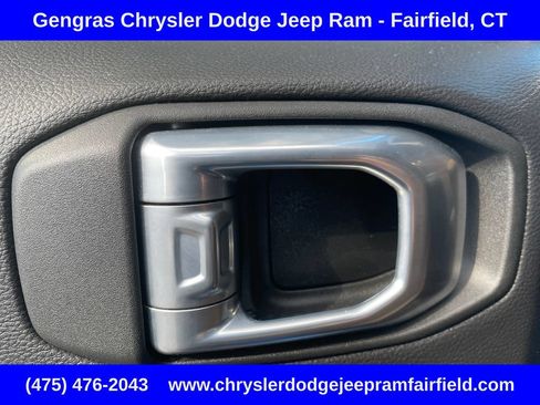 Used 2022 Jeep Gladiator Rubicon w/ LED Lighting Group AWD/4WD image 32