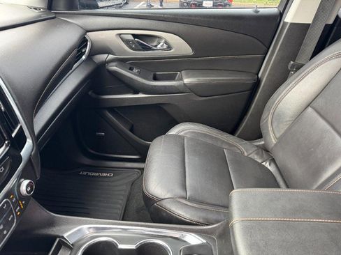 Used 2018 Chevrolet Traverse RS image 13
