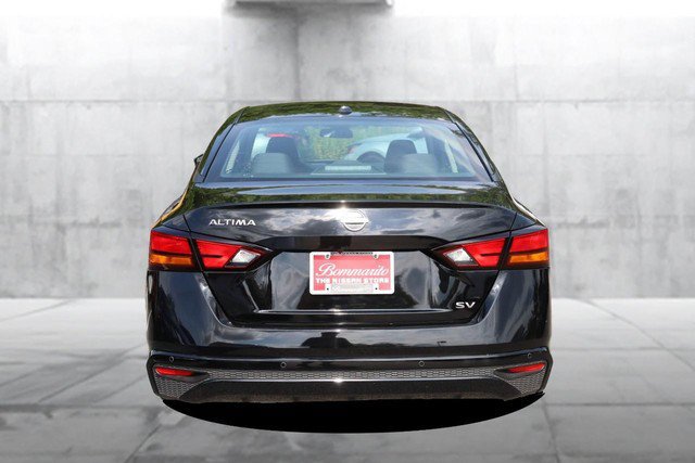 Certified 2025 Nissan Altima 2.5 SV FWD image 6