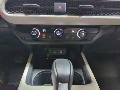 New 2026 Honda HR-V LX image 17