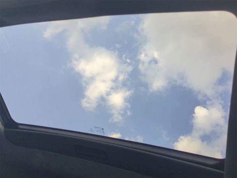 Used 2017 RAM 1500 Limited image 19