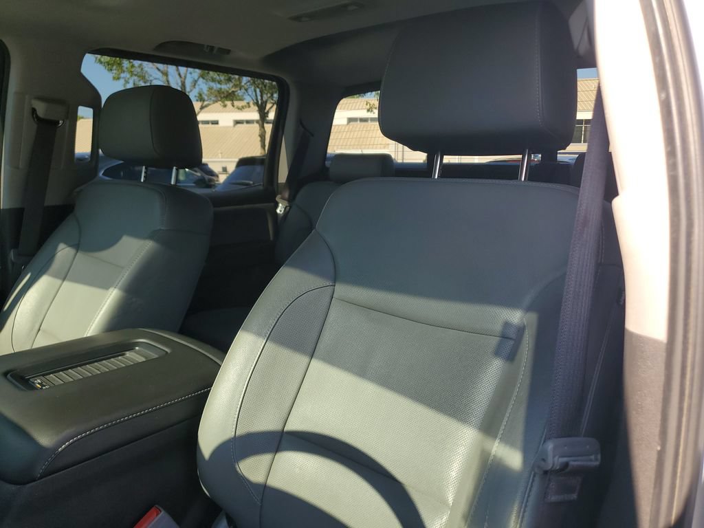Used 2017 Chevrolet Silverado 1500 LTZ Z71 w/ LTZ Plus Package AWD/4WD image 19