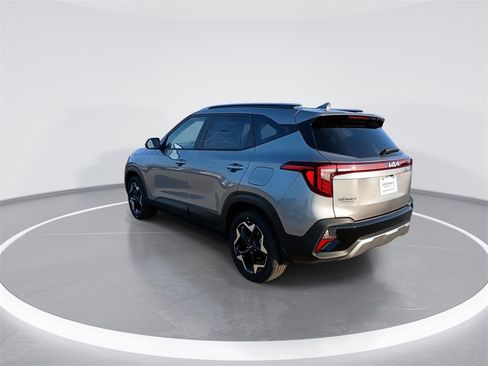 New 2026 Kia Seltos S image 6