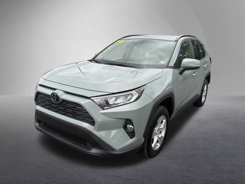 Used 2019 Toyota RAV4 XLE w/ Convenience Package AWD/4WD image 9