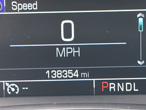 Used 2018 Chevrolet Traverse LT FWD image 23