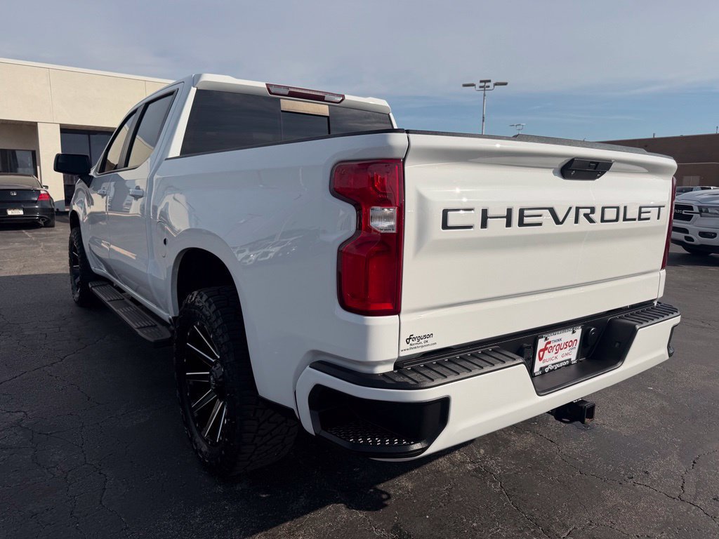 Used 2020 Chevrolet Silverado 1500 RST w/ Texas Edition AWD/4WD image 17