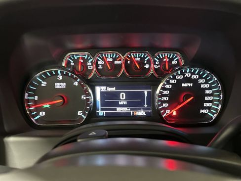 Used 2018 GMC Yukon SLE w/ HD Trailering Package AWD/4WD image 12