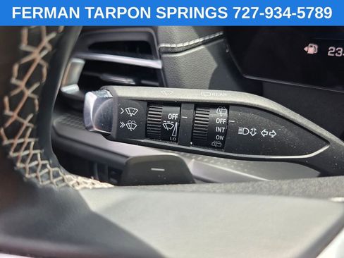 Certified 2025 Chevrolet Traverse LT FWD image 34