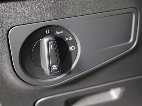 Used 2022 Volkswagen Tiguan S AWD/4WD image 19