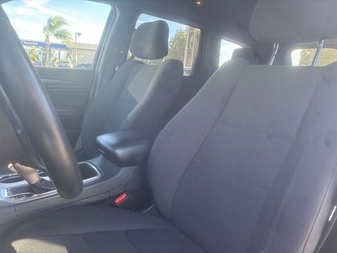 Used 2016 Jeep Grand Cherokee Laredo w/ Quick Order Package 23E image 8