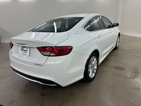Used 2015 Chrysler 200 Limited w/ Convenience Group FWD image 13