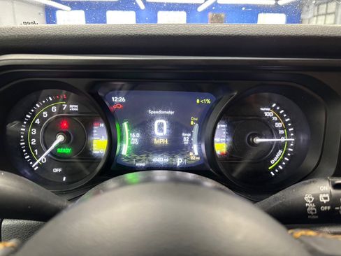 Used 2024 Jeep Wrangler Unlimited w/ Convenience Group AWD/4WD image 30