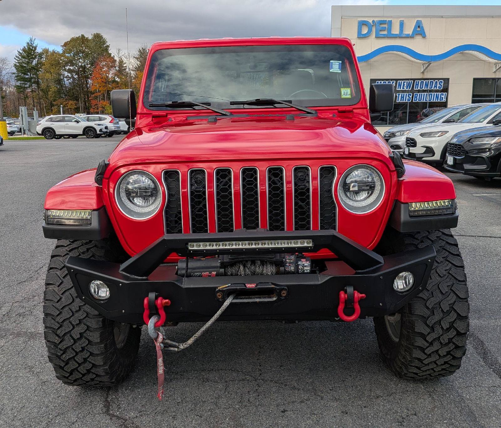 Used 2022 Jeep Gladiator Overland w/ Popular Equipment Package AWD/4WD image 2