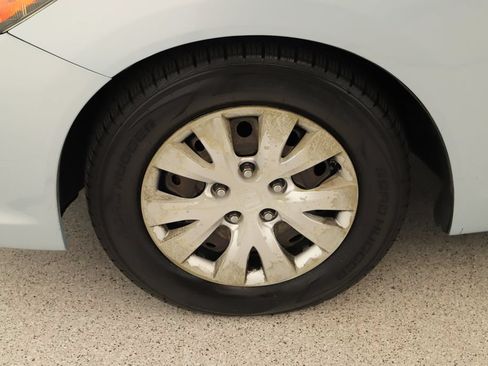 Used 2012 Honda Civic LX image 32