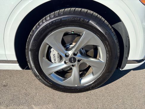 Used 2026 Genesis GV70 2.5T Advanced AWD/4WD image 26