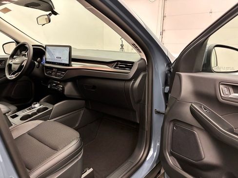 New 2026 Ford Escape SE image 27