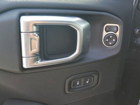 New 2026 Jeep Wrangler Unlimited Rubicon image 22