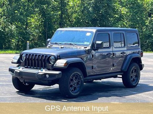 Used 2023 Jeep Wrangler Unlimited image 8