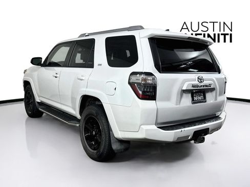 Used 2018 Toyota 4Runner SR5 Premium RWD image 5
