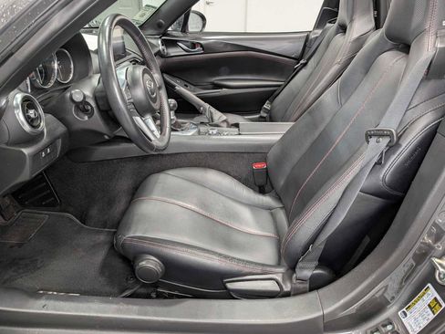Used 2019 MAZDA MX-5 Miata RF Grand Touring image 4