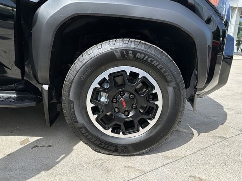 New 2026 Toyota 4Runner TRD Off-Road Premium AWD/4WD image 30
