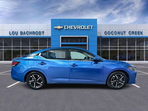 Used 2024 Nissan Sentra SV image 9