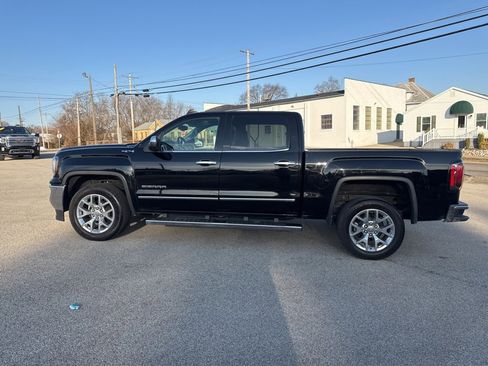 Used 2018 GMC Sierra 1500 SLT w/ SLT Premium Package image 2