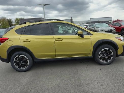 Certified 2023 Subaru Crosstrek 2.0i Premium AWD/4WD image 9
