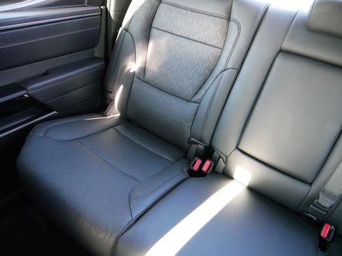 Used 2025 Toyota Tundra Limited image 12