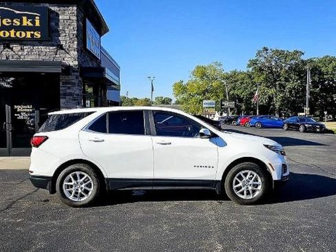 Used 2023 Chevrolet Equinox LT w/ LPO, Floor Liner Package image 8