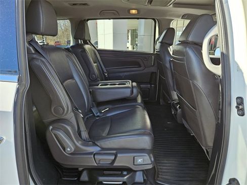 Used 2019 Honda Odyssey Elite image 16