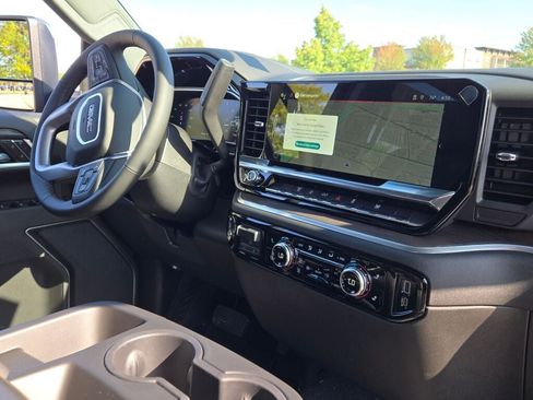 New 2026 GMC Sierra 2500 SLT image 10