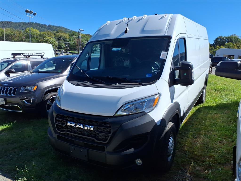 New 2027 RAM ProMaster 2500 w/ Convenience Group FWD image 1