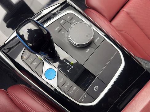 Used 2022 BMW i4 eDrive40 image 69