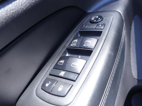 Used 2018 Jeep Grand Cherokee Limited w/ Luxury Group II AWD/4WD image 22