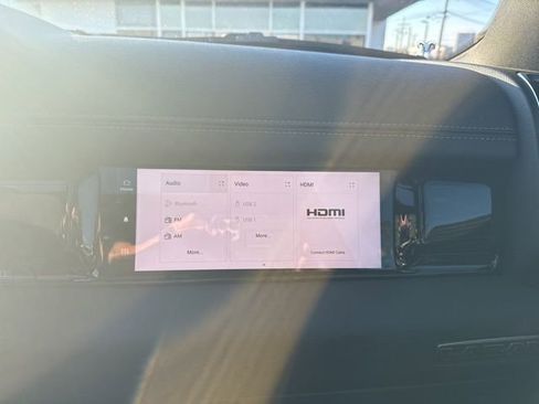 Used 2026 RAM 1500 Laramie w/ Night Edition image 12